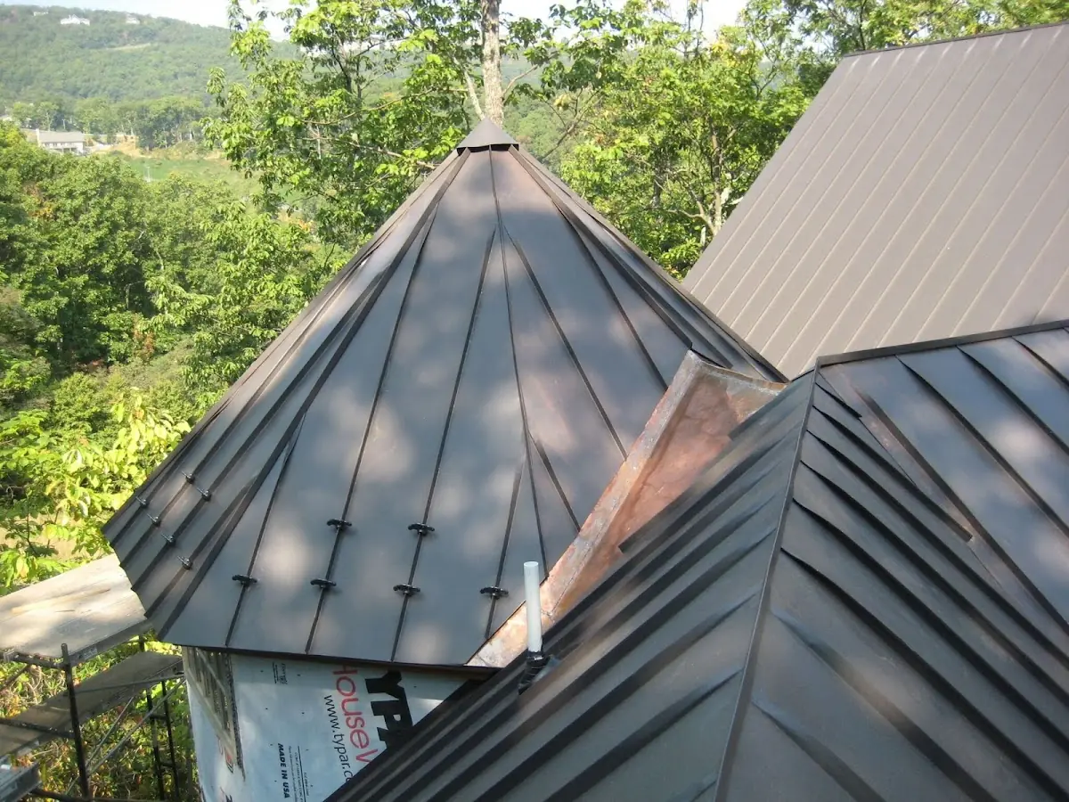 Professional Gutter Cleaning by Craftsman Roofing in Saint Mary
